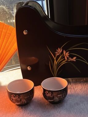 Hand-Painted Japanese Lacquer Decorative Organizer Black Floral Inlay + Tea Cups